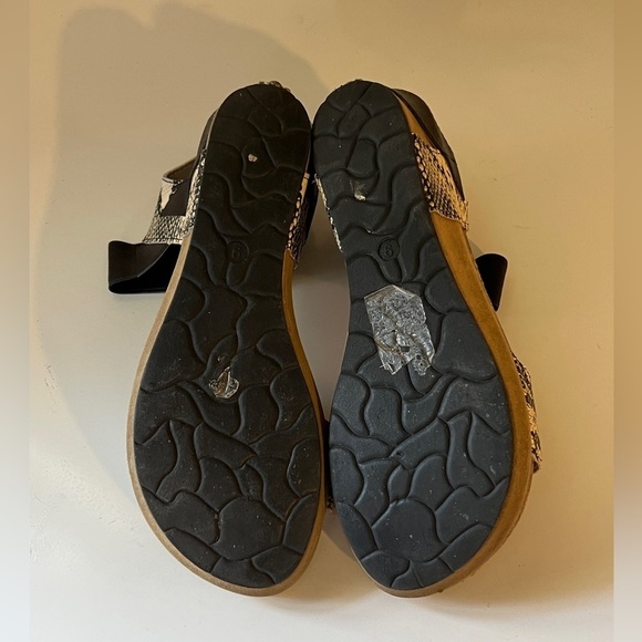 🛍️PIERRE DUMAS Snake skin and black platform sandal size 9. - Picture 7 of 9